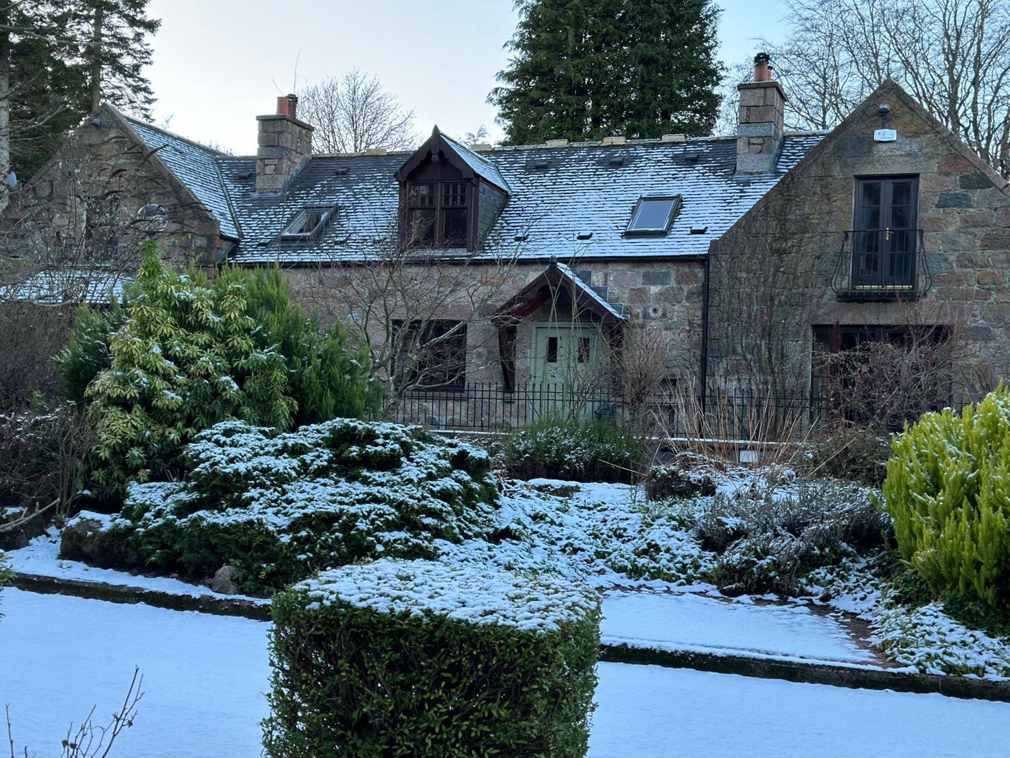 Bed and Breakfast Awakening Alchemy Retreat Centre Inverurie Esterno foto